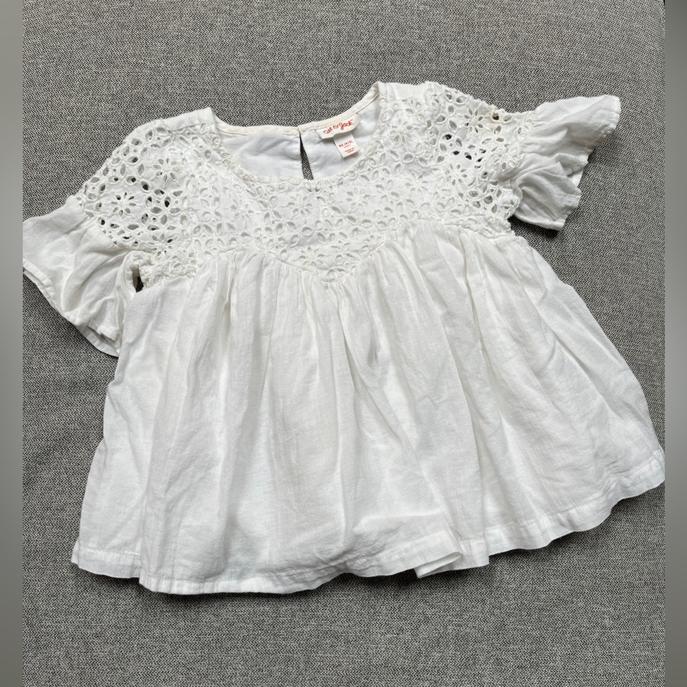 Cat & Jack girls white swing top size 4/5